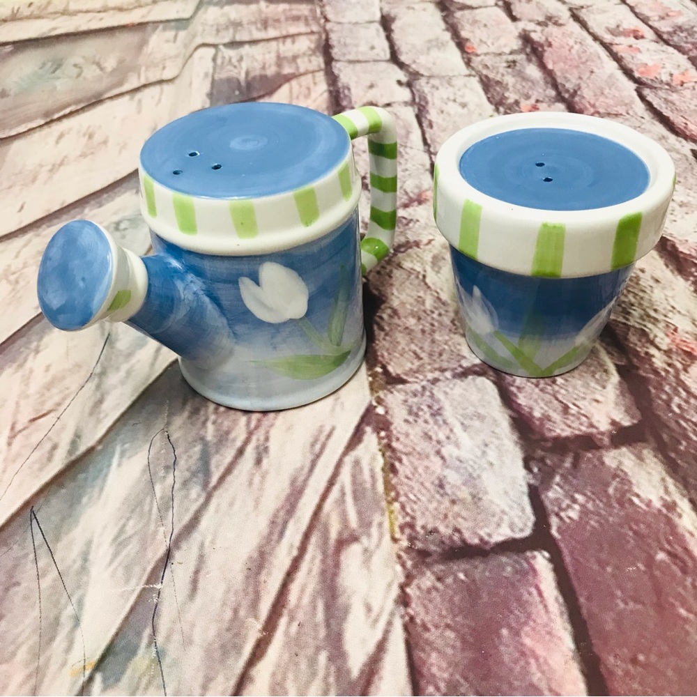 Bath and Body Works at Home - 3.5" Salt & Pepper Shakers.